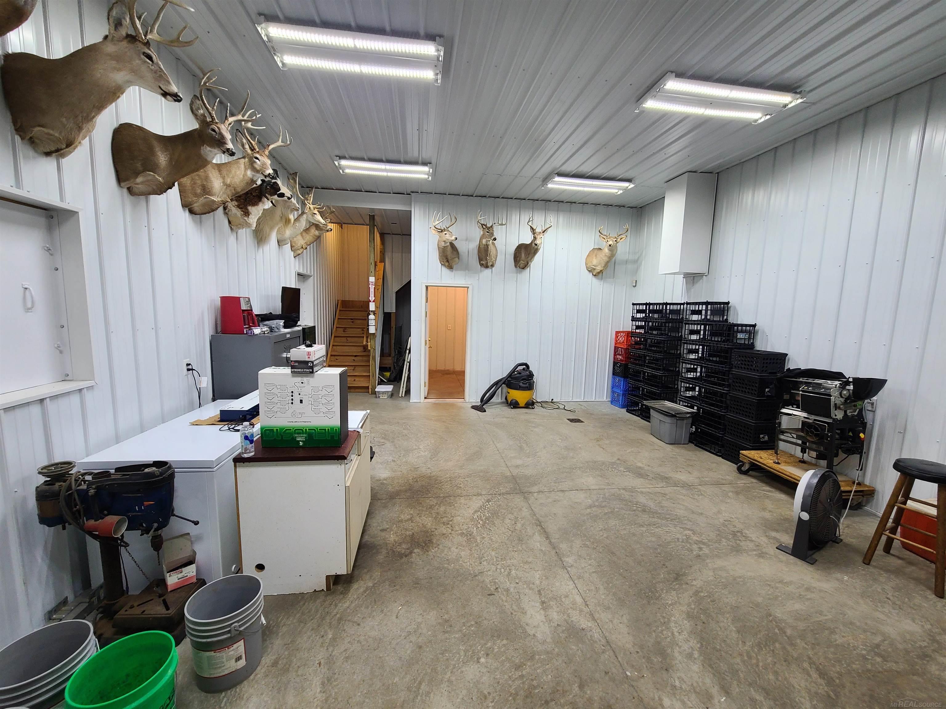 5173 Gleason Road Emmett, MI 48022 - Photo 32 of 50 50091053-31.JPG
