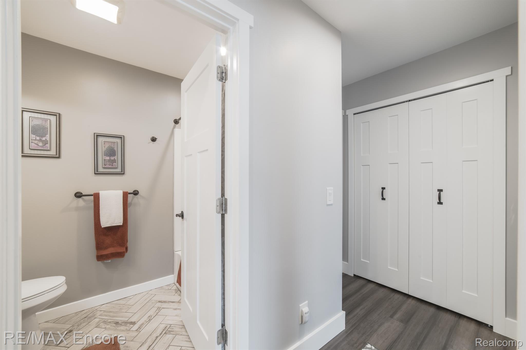 5161 North Georgetown Road Grand Blanc, MI 48439 - Photo 25 of 41 5161 N Georgetown-29.jpg