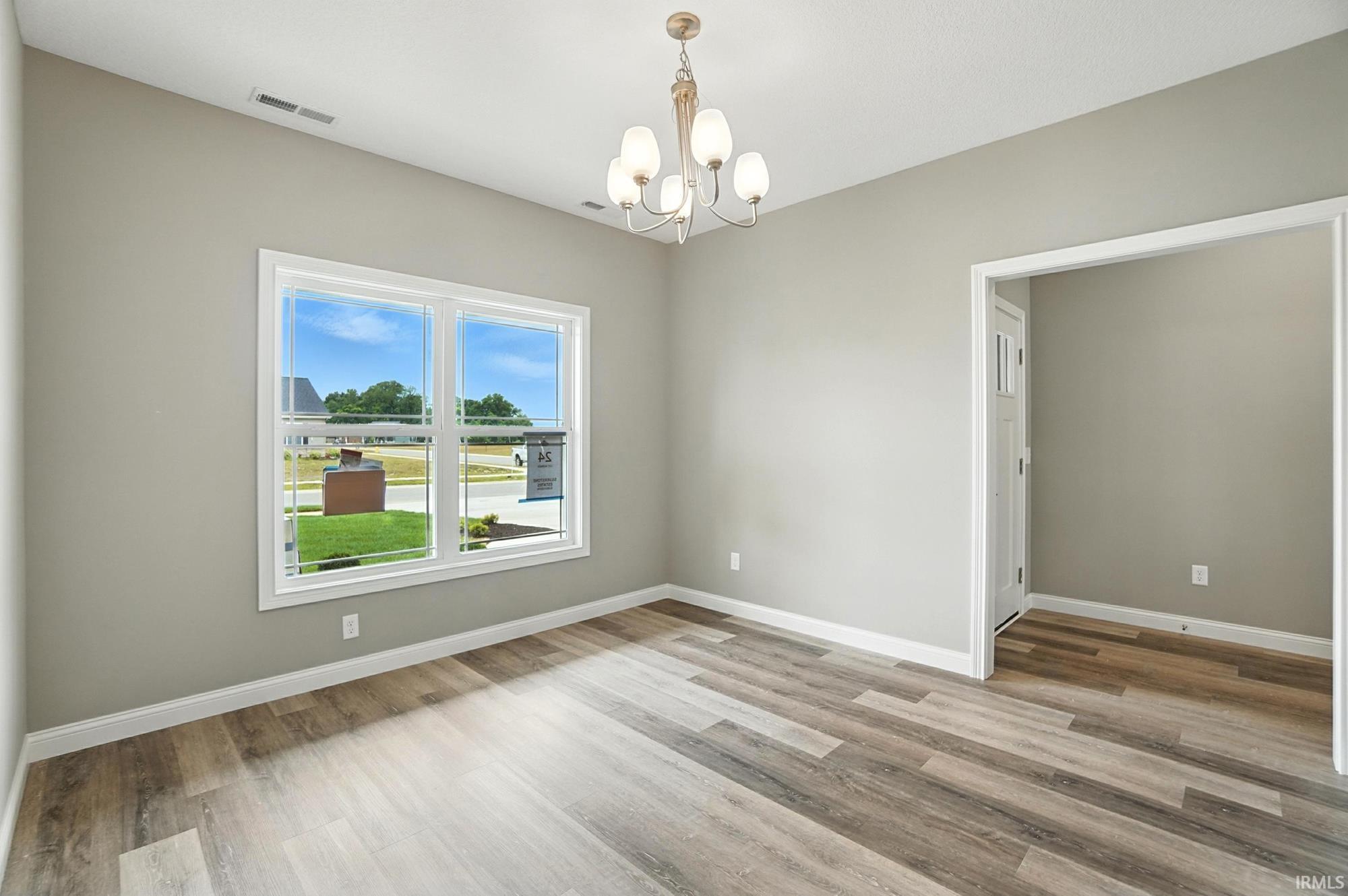 13244 Watling Path Fort Wayne, IN 46818 - Photo 4 of 36