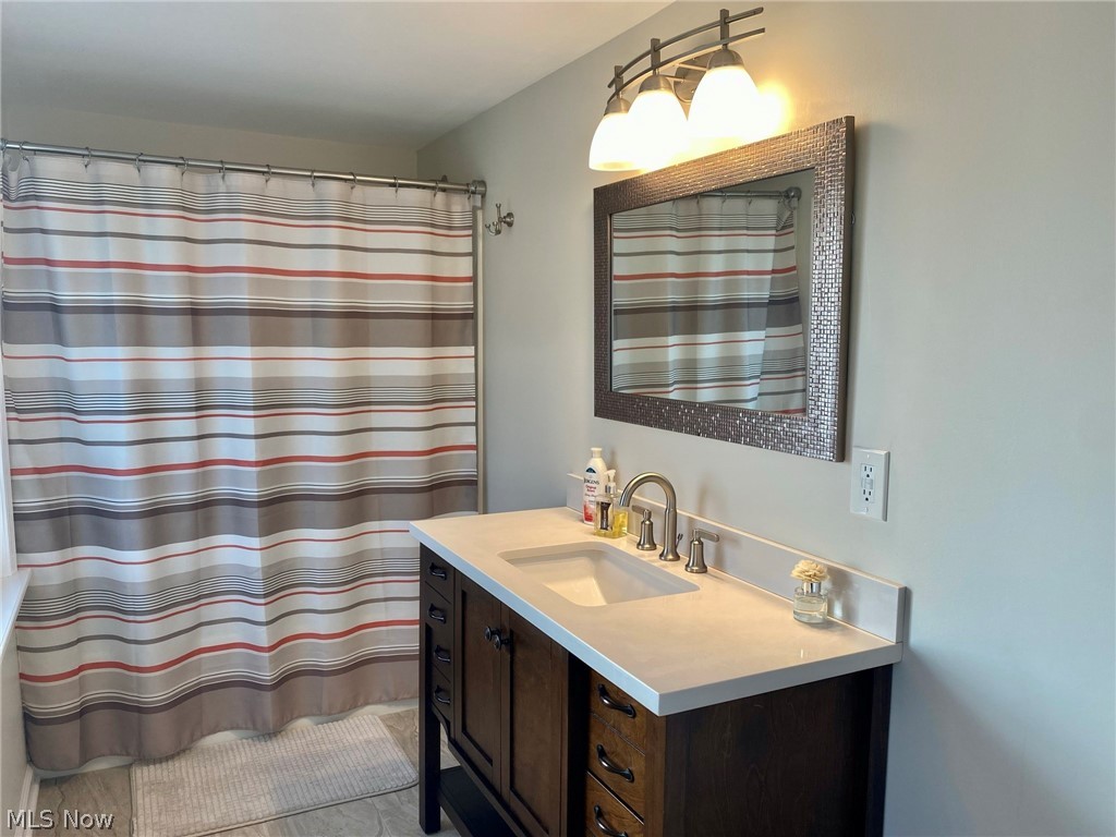 18476 Alexander Road Walton Hills, OH 44146 - Photo 19 of 34