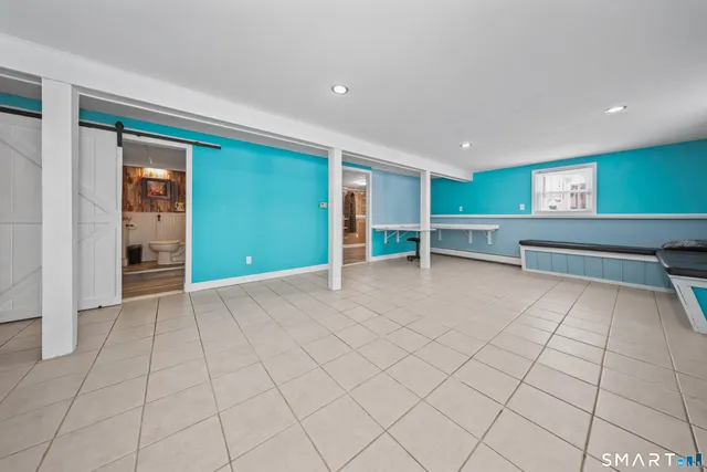 $489,900 | 77 Crest Road, Southington, CT 06489