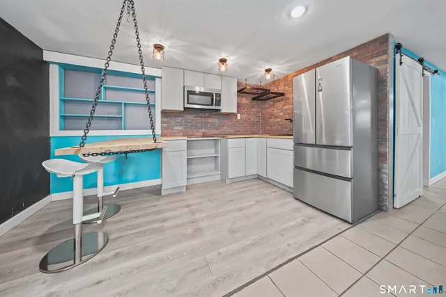 $489,900 | 77 Crest Road, Southington, CT 06489