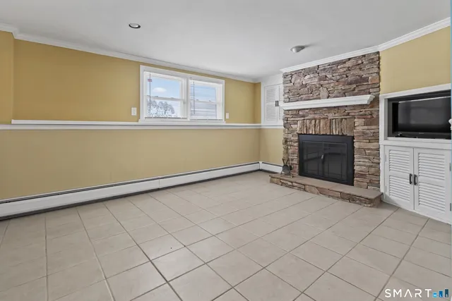 $489,900 | 77 Crest Road, Southington, CT 06489