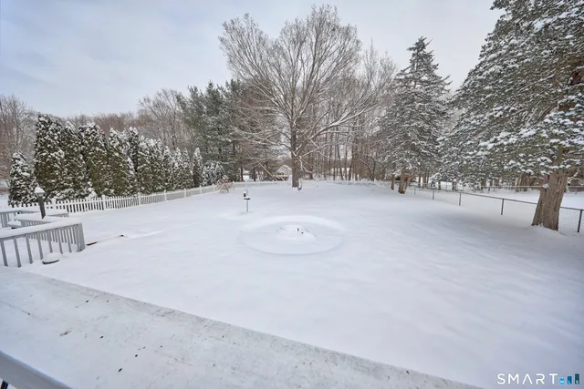 $489,900 | 77 Crest Road, Southington, CT 06489