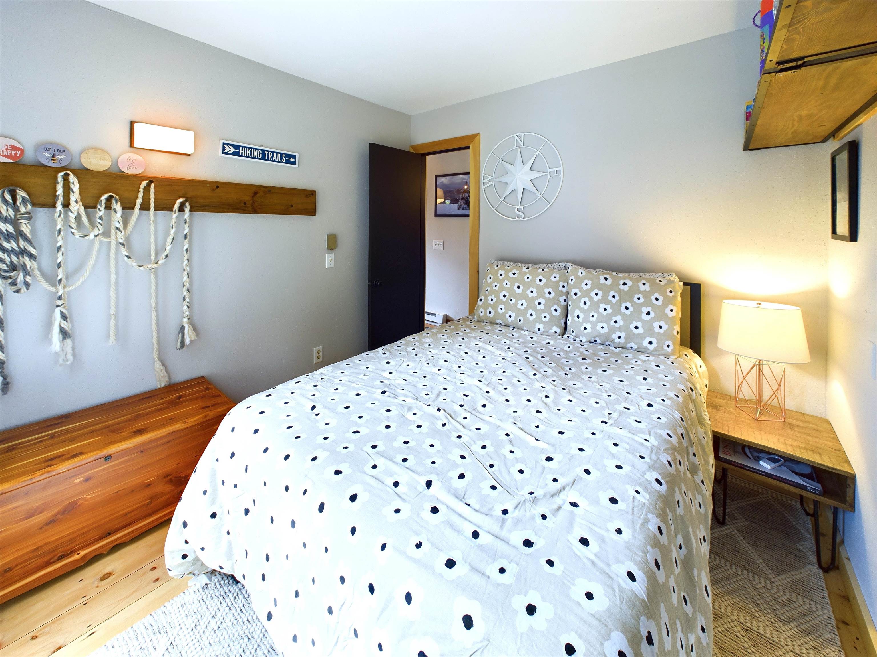 89 Falcon Loop Road East Rochester, VT 05767 - Photo 7 of 33
