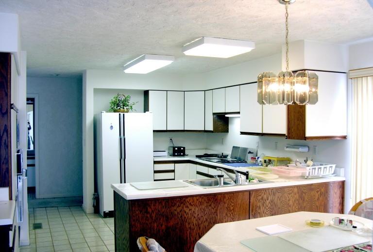 5335 Silver Fox Road Roanoke, VA 24018 - Photo 6 of 11 KITCHEN