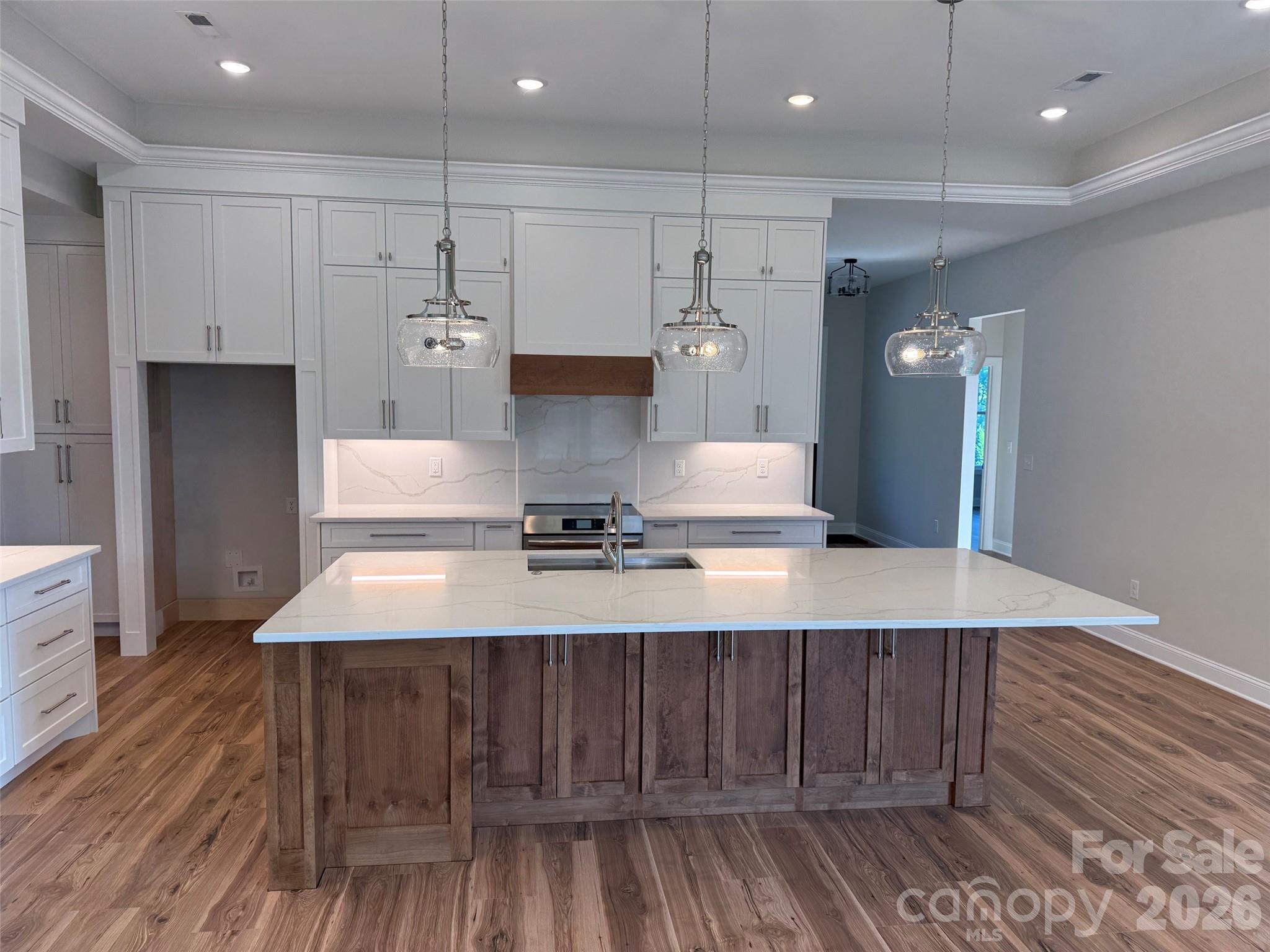 4559 Holly Circle Northeast Conover, NC 28613 - Photo 7 of 40