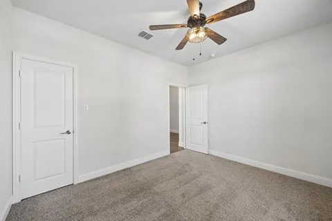 $2,650 | 228 Glenwood Drive, Oak Point, TX 75068
