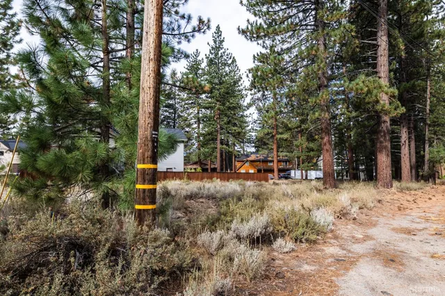 $220,000 | 1304 Susie Lake Road, South Lake Tahoe, CA 96150