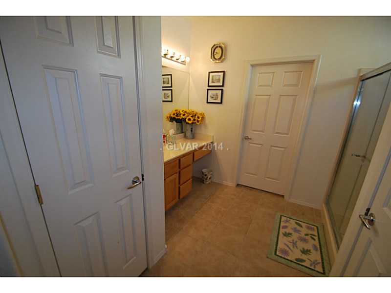 3043 Canal Walk Road Henderson, NV 89052 - Photo 20 of 29 Master Bath/Spa.