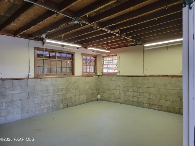 $845,000 | 17180 West Model Creek Road, Kirkland, AZ 86332