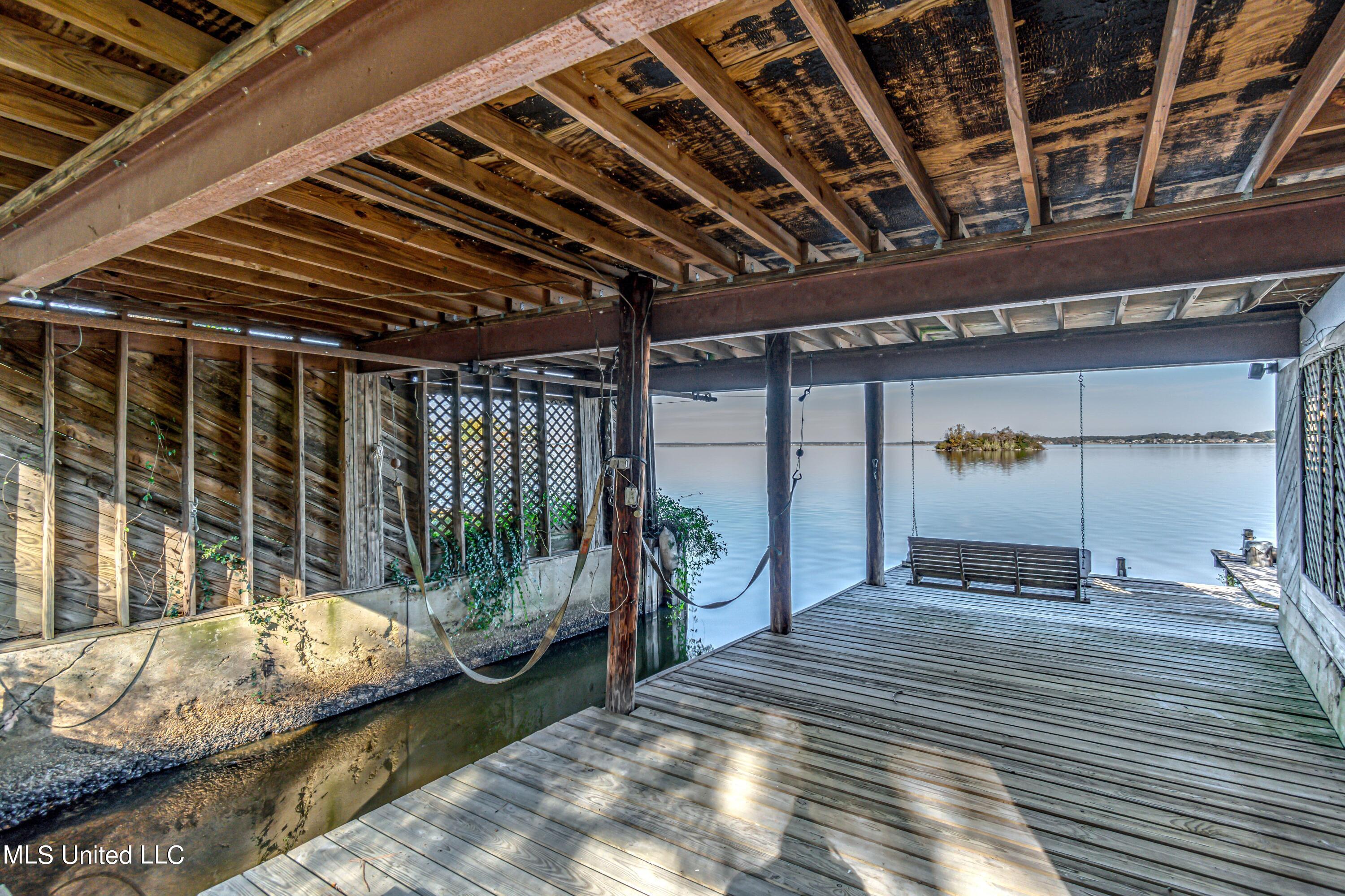 101 Sandpiper Road Brandon, MS 39047 - Photo 23 of 26 Boat House Lift