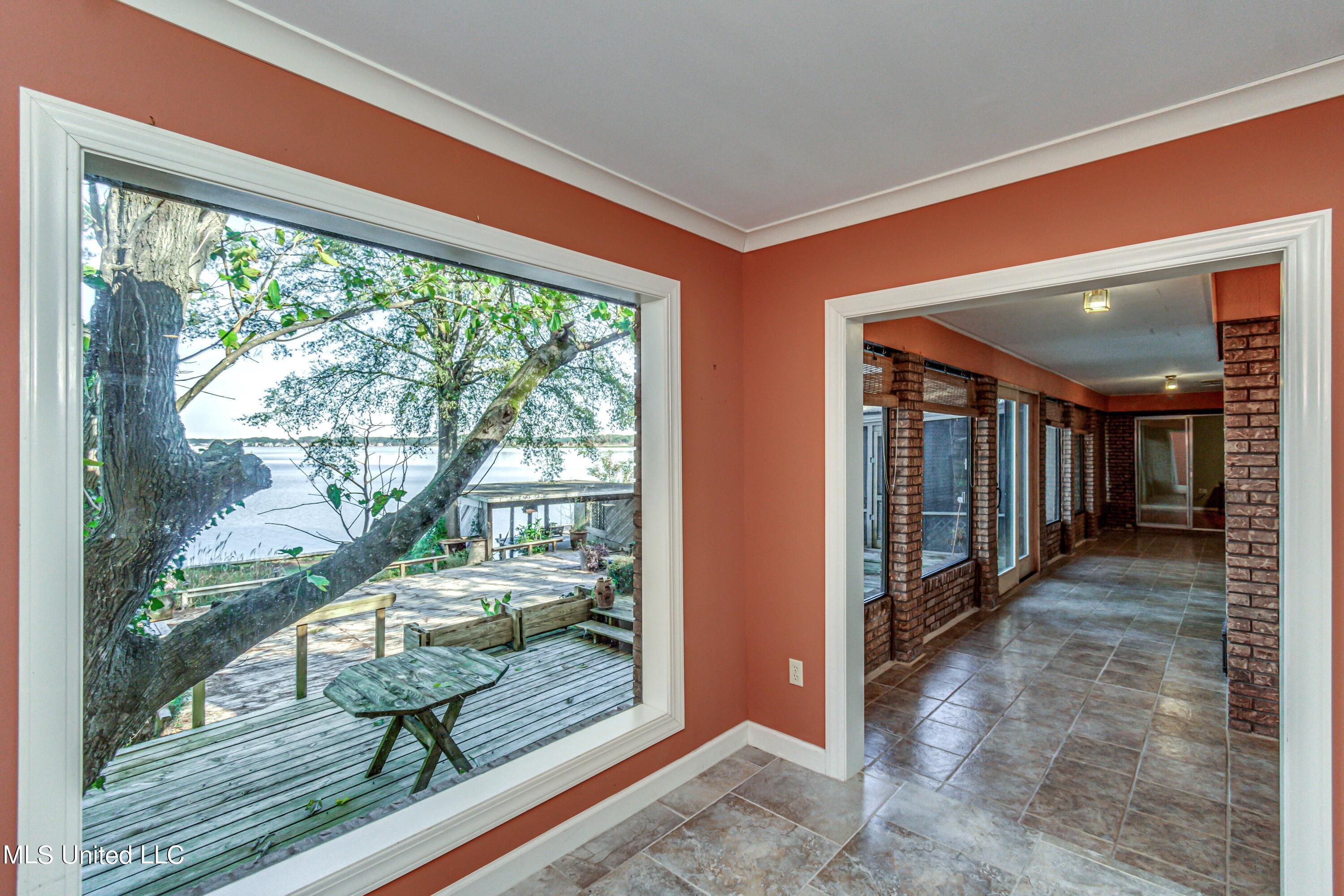 101 Sandpiper Road Brandon, MS 39047 - Photo 8 of 26 Breakfast Room