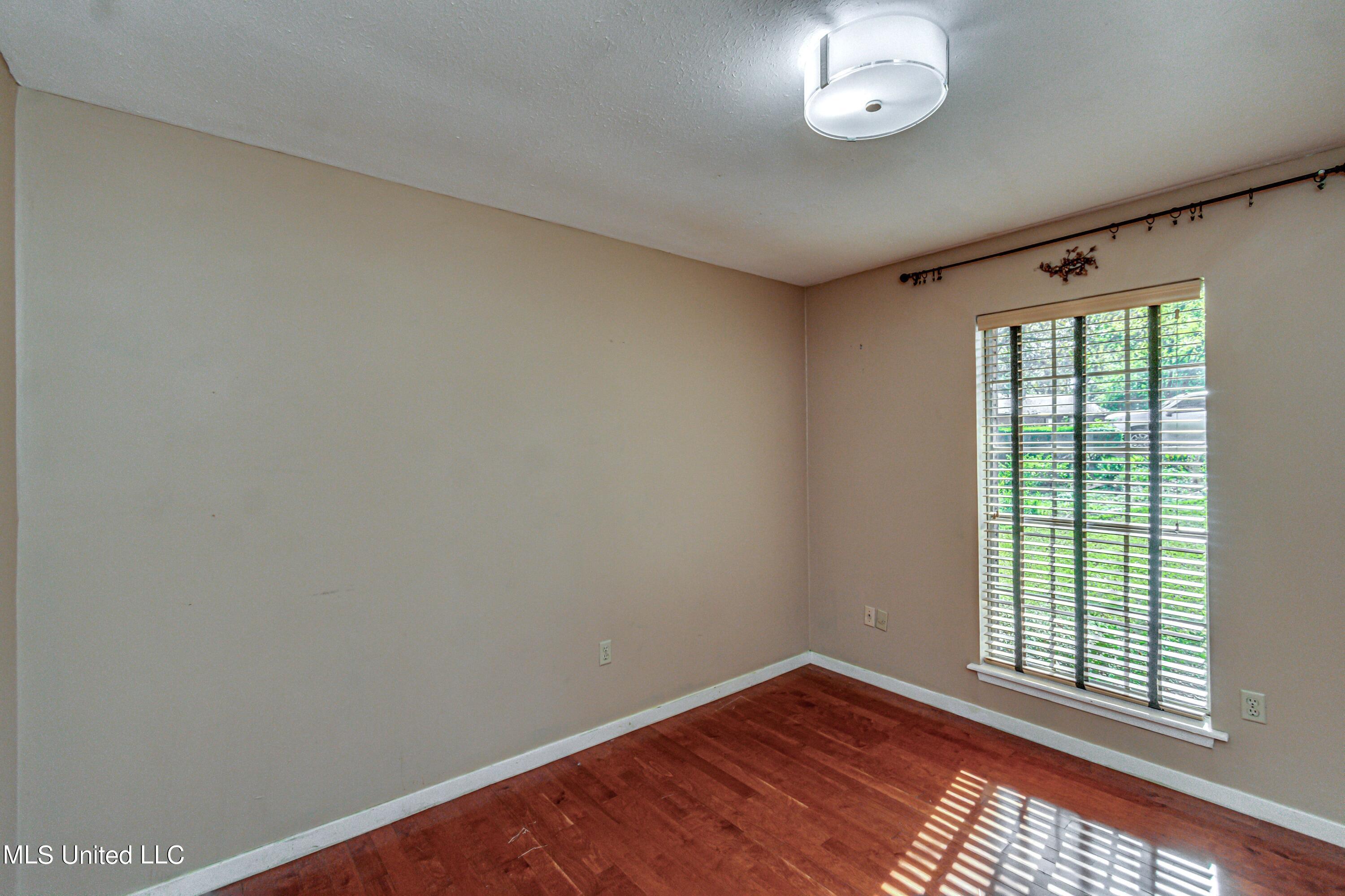 101 Sandpiper Road Brandon, MS 39047 - Photo 10 of 26 Bedroom 1