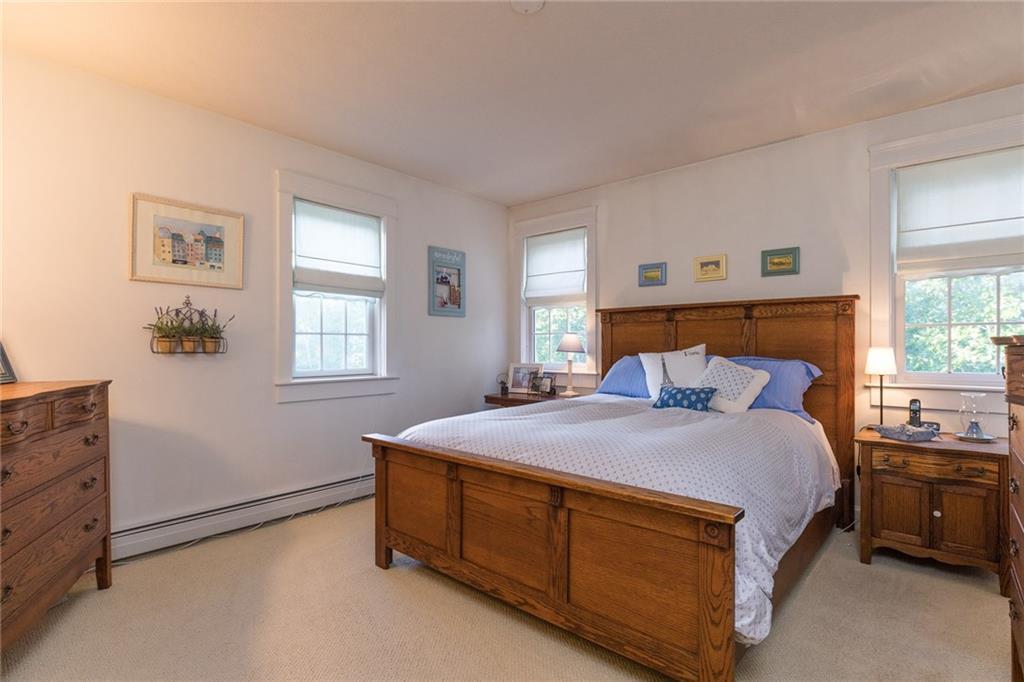 19 Passaic Road Cape Neddick, ME 03902 - Photo 21 of 34 The master bedroom with walk-in...