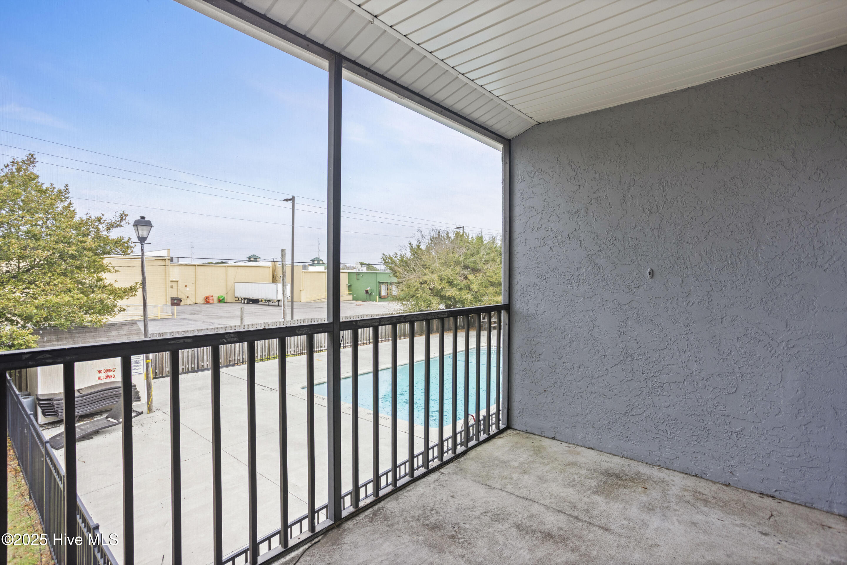 4459 Holly Tree Road Wilmington, NC 28412 - Photo 25 of 32 Screened Porch