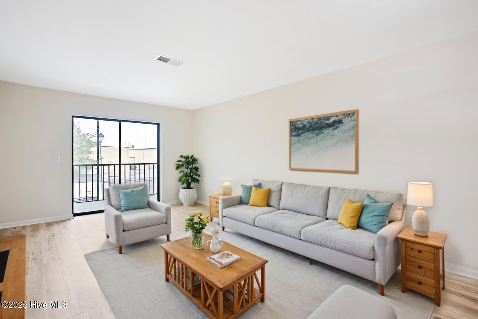4459 Holly Tree Road Wilmington, NC 28412 - Photo 9 of 32 Living Room