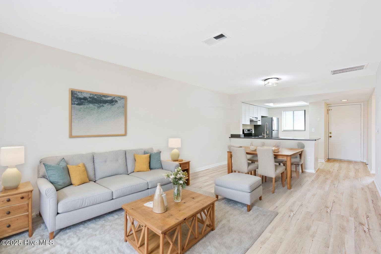 4459 Holly Tree Road Wilmington, NC 28412 - Photo 10 of 32 Living Room