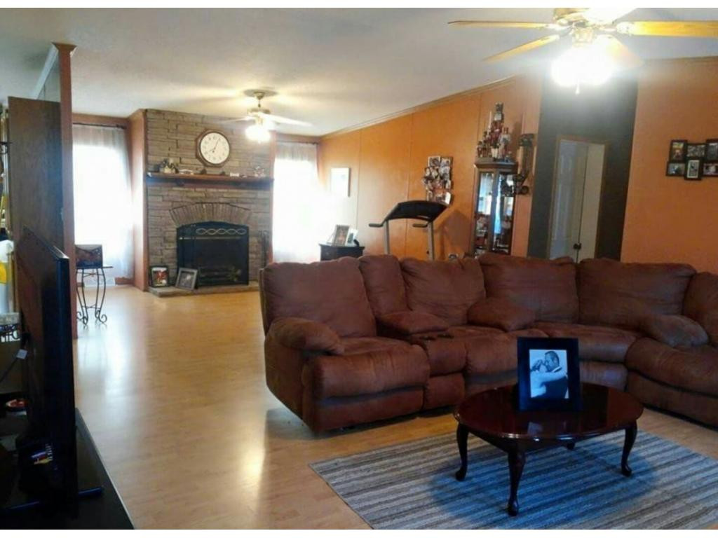 6903 Castor Road Wise, VA 24293 - Photo 4 of 16 Photo 4