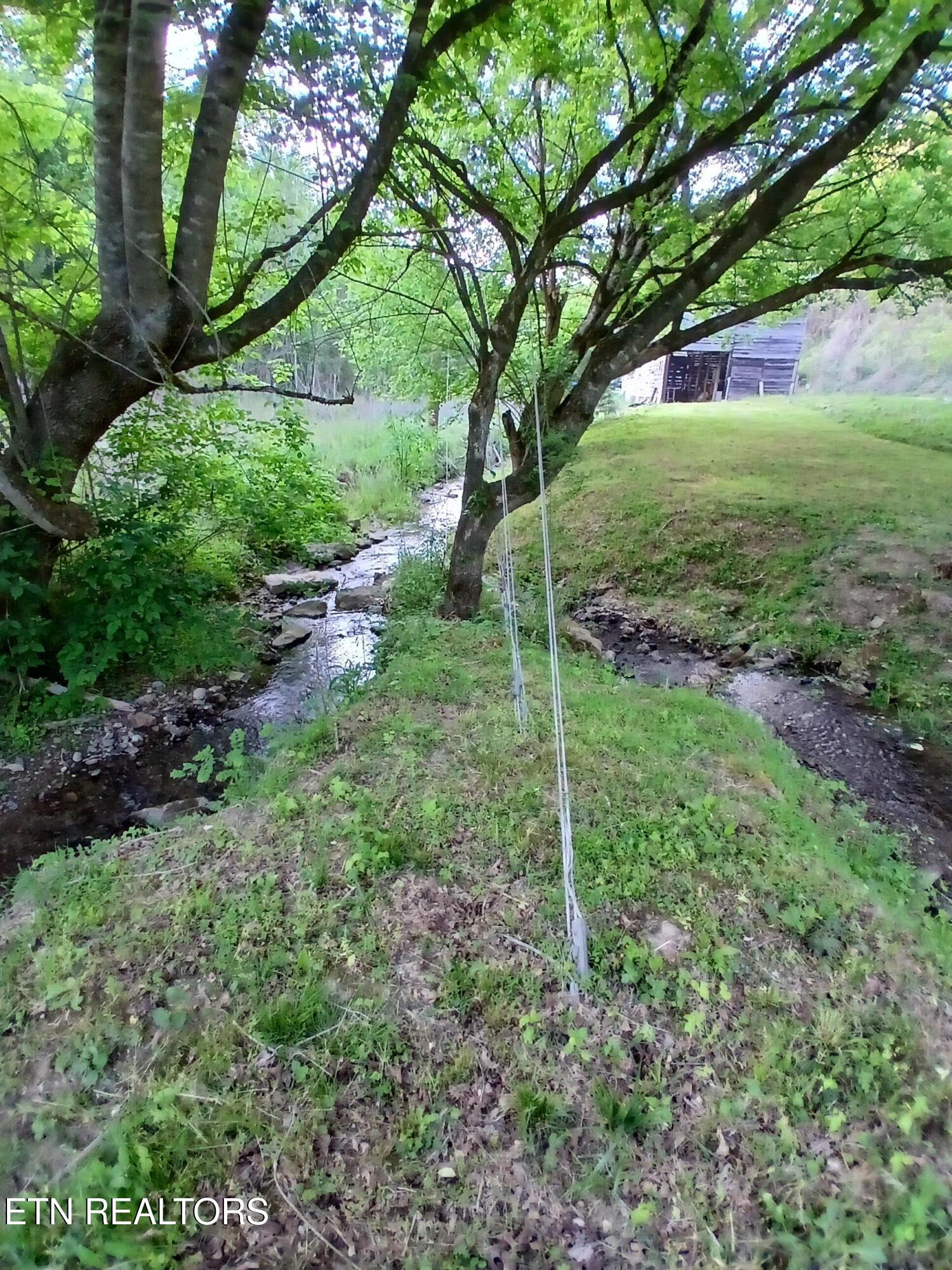 469 Brownlo Road Sneedville, TN 37869 - Photo 56 of 58 20260427_190818