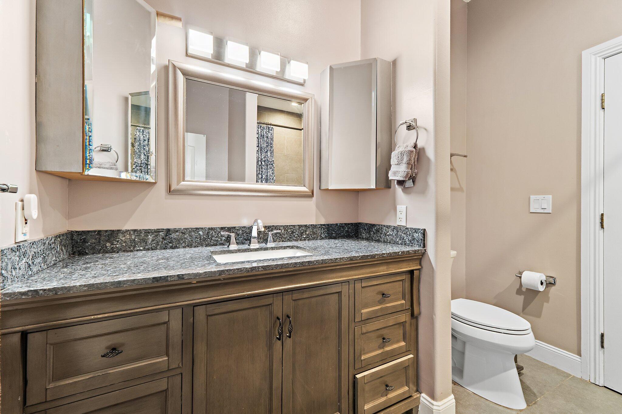 16915 62nd Road North Loxahatchee, FL 33470 - Photo 22 of 38 2nd Bathroom
