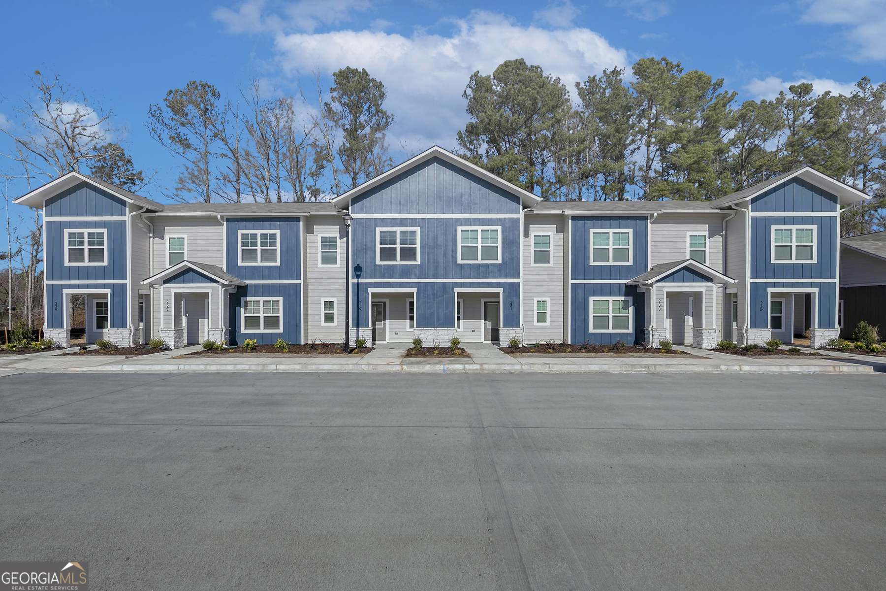 257 Rooker Drive LaGrange, GA 30241 - Photo 2 of 14