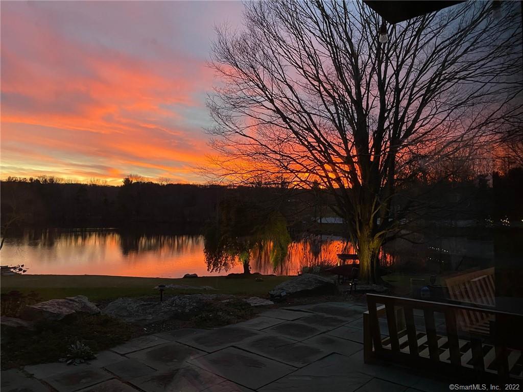 10 Lookout Point Road Ridgefield, CT 06877 - Photo 1 of 1