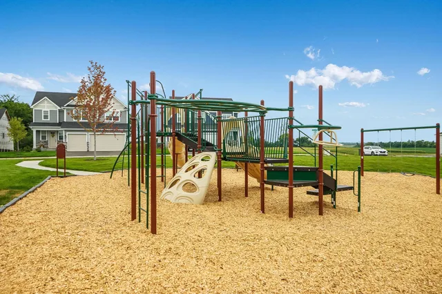 $818,000 | 10991 23rd Street Northeast, St. Michael, MN 55376