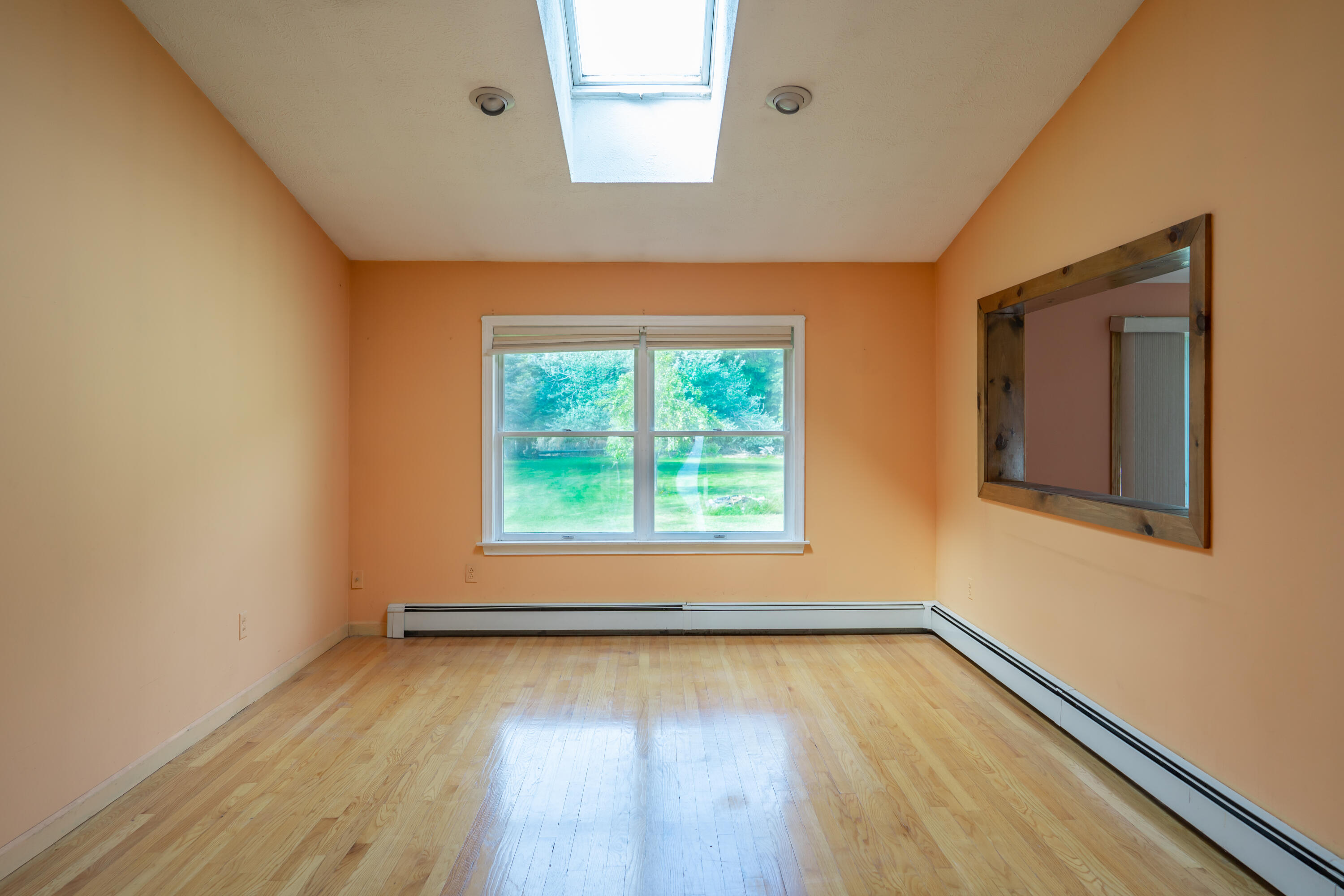 243 Pinewoods Road Lewiston, ME 04240 - Photo 6 of 27 DSC03160