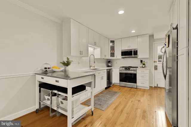 $3,250 | 11612 Galt Avenue, Silver Spring, MD 20902