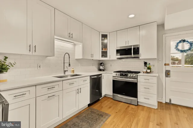 $3,250 | 11612 Galt Avenue, Silver Spring, MD 20902