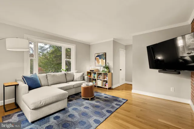 $3,250 | 11612 Galt Avenue, Silver Spring, MD 20902