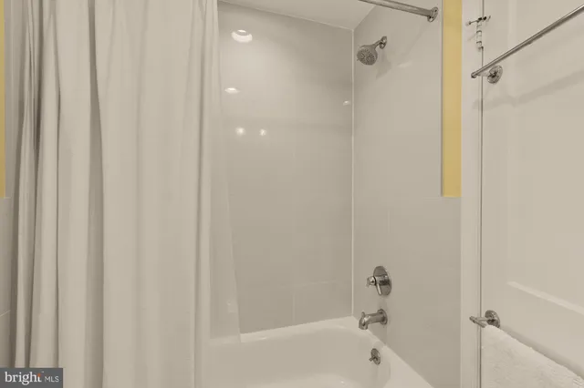 $3,250 | 11612 Galt Avenue, Silver Spring, MD 20902