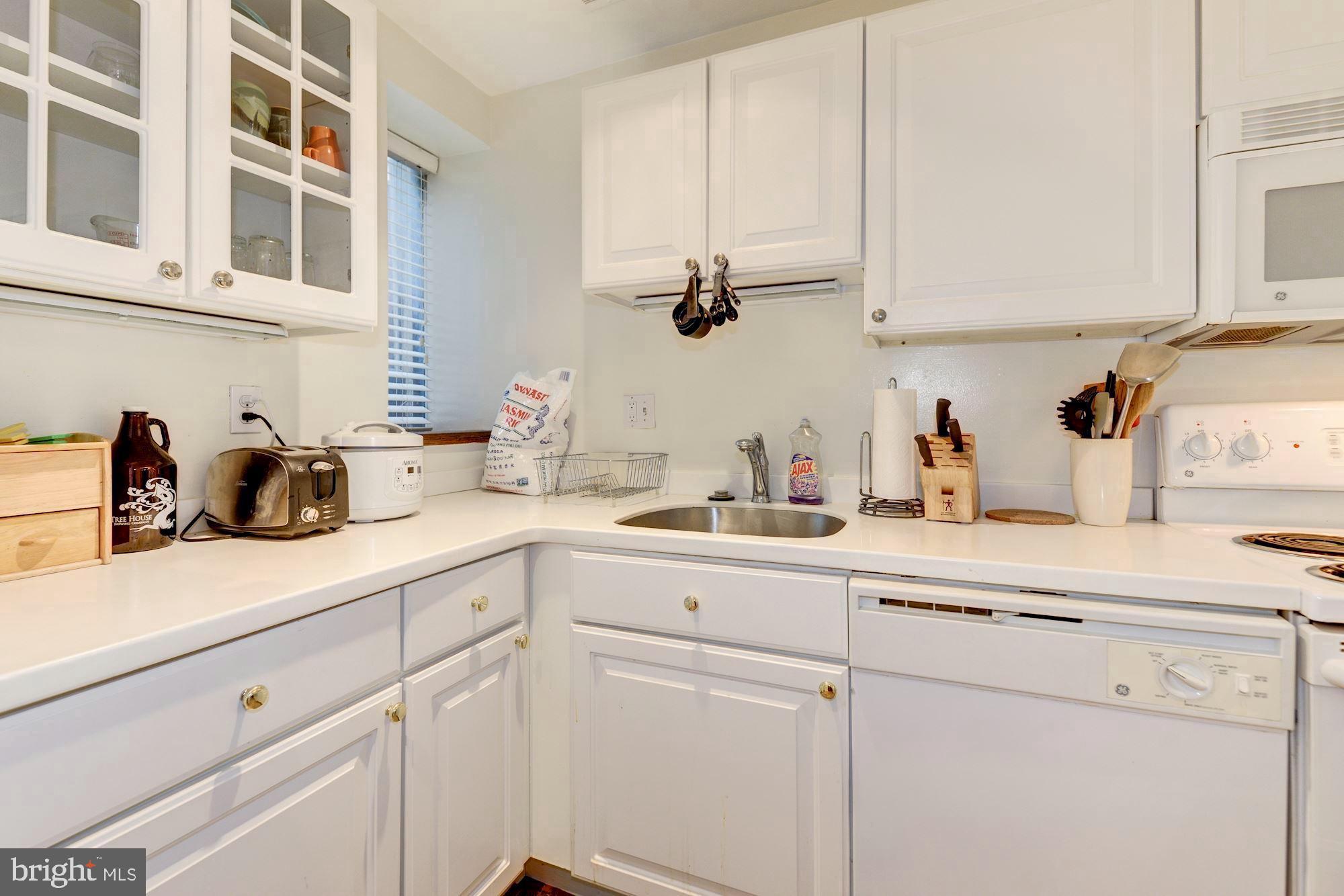 421 First Street Southeast Washington, DC 20003 - Photo 43 of 64 Great storage in spacious kitchen