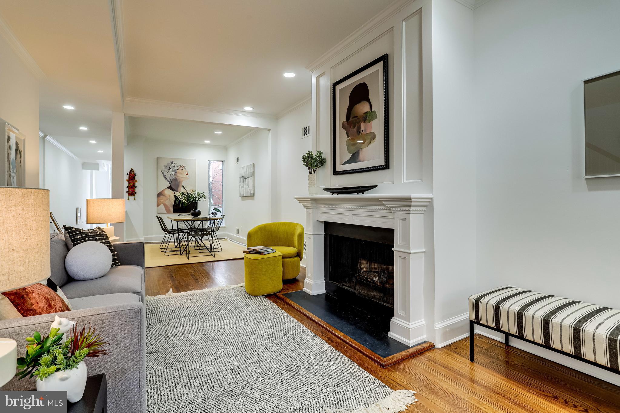 421 First Street Southeast Washington, DC 20003 - Photo 4 of 64 Spacious open plan living/dining area w/hi ceiling