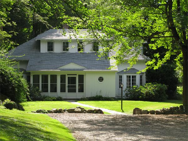 4 Glen Road Topsfield, MA 01983 - Photo 1 of 1 Gallery Image 1