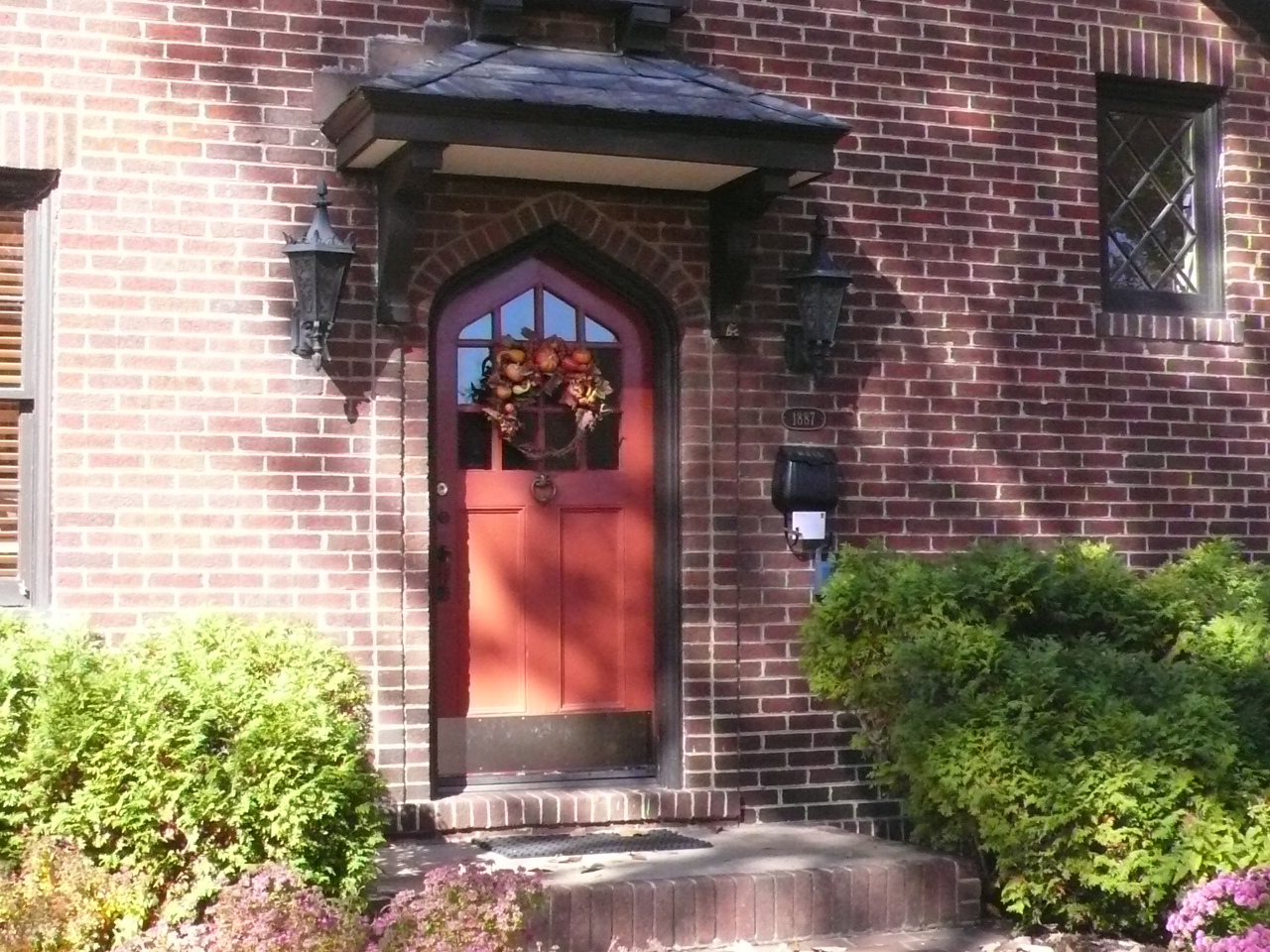 1887 Arlington Road Southwest Roanoke, VA 24015 - Photo 2 of 21 Front Door