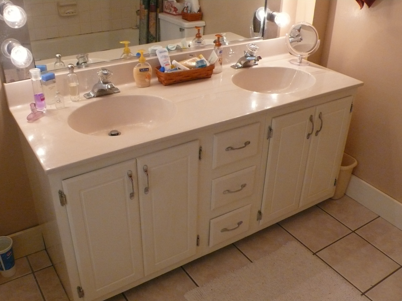1887 Arlington Road Southwest Roanoke, VA 24015 - Photo 11 of 21 Full Bath Living Level