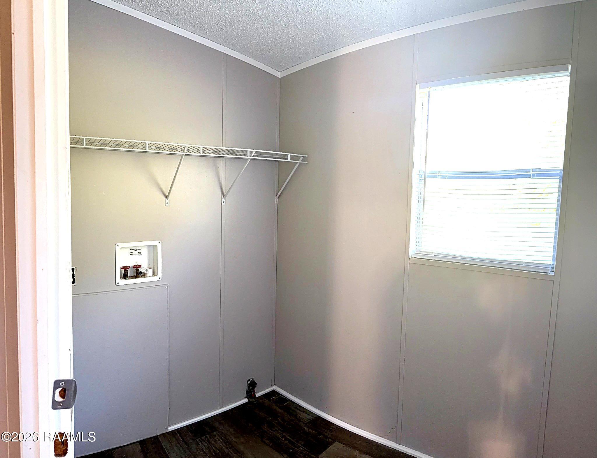 1968 Greenwood Road Ville Platte, LA 70586 - Photo 7 of 11 Laundry