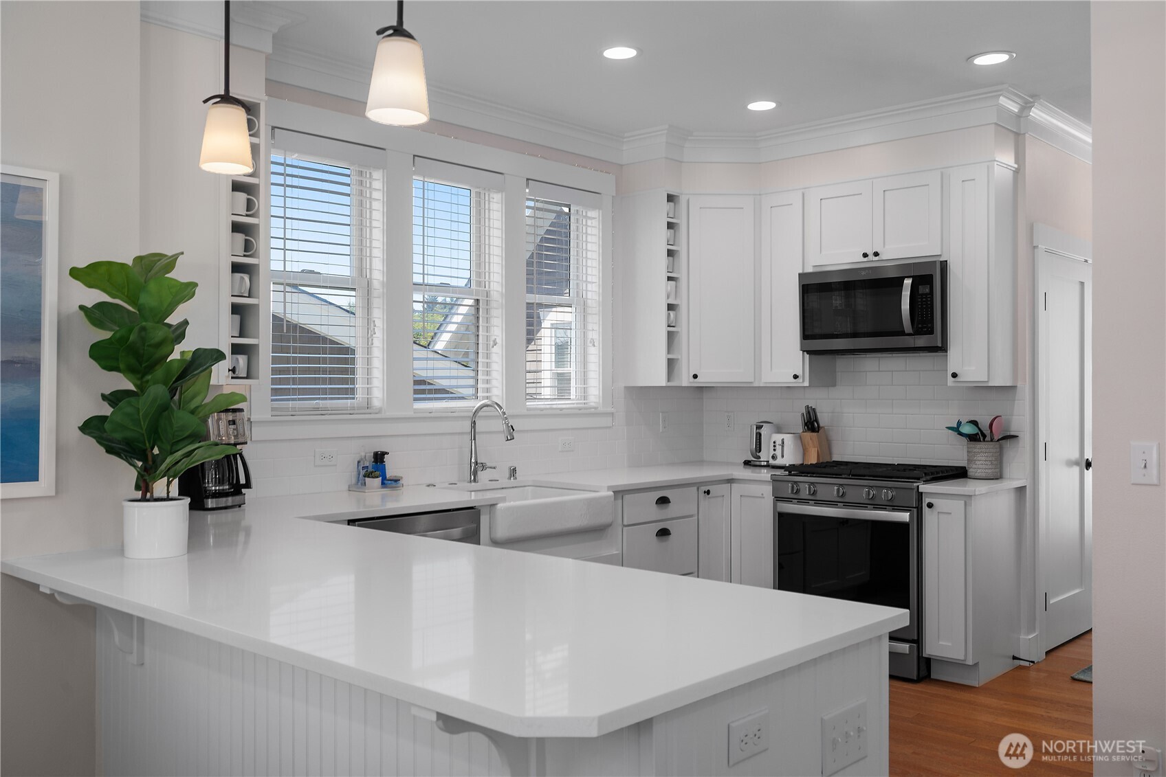 94 Horizon Street Pacific Beach, WA 98571 - Photo 11 of 34