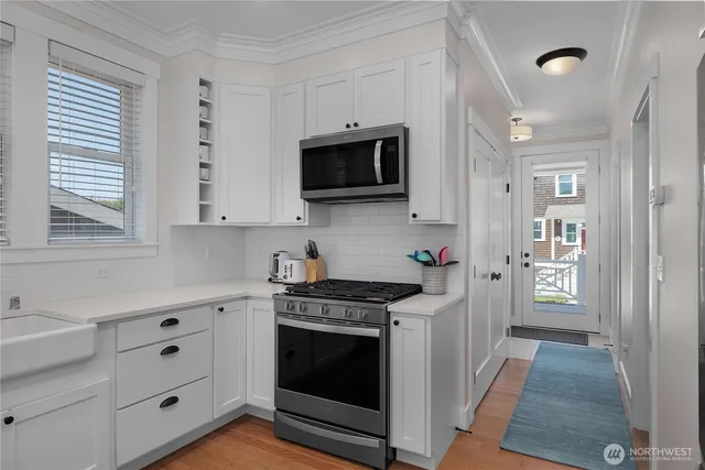 $949,000 | 94 Horizon Street, Pacific Beach, WA 98571