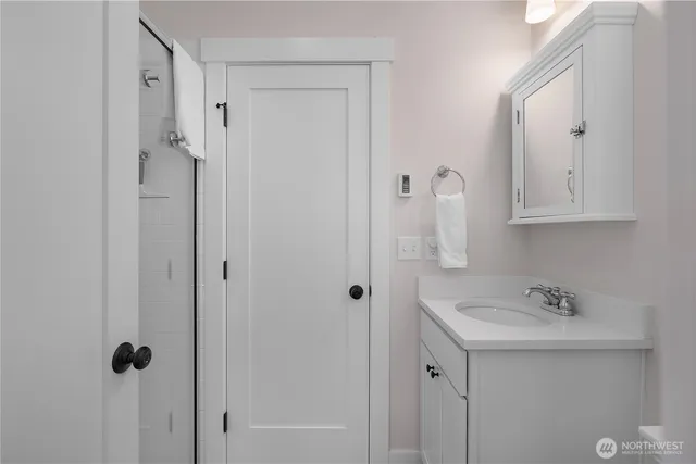 $949,000 | 94 Horizon Street, Pacific Beach, WA 98571