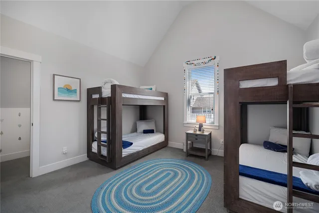 $949,000 | 94 Horizon Street, Pacific Beach, WA 98571