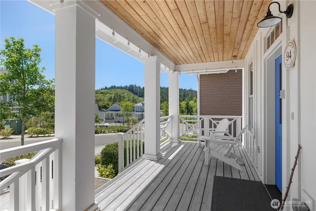 $949,000 | 94 Horizon Street, Pacific Beach, WA 98571