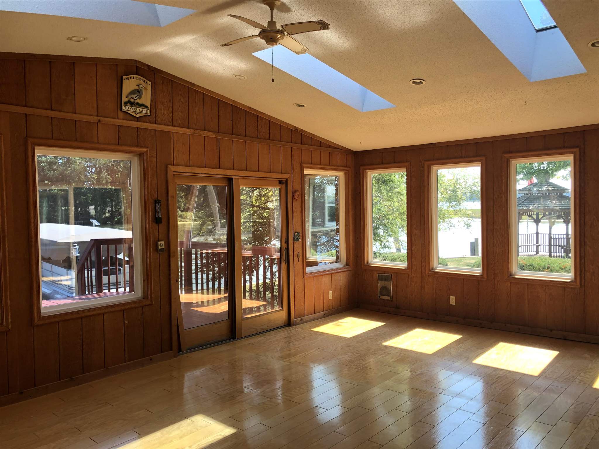 2602 Wolfe Point Drive Rochester, IN 46975 - Photo 11 of 30