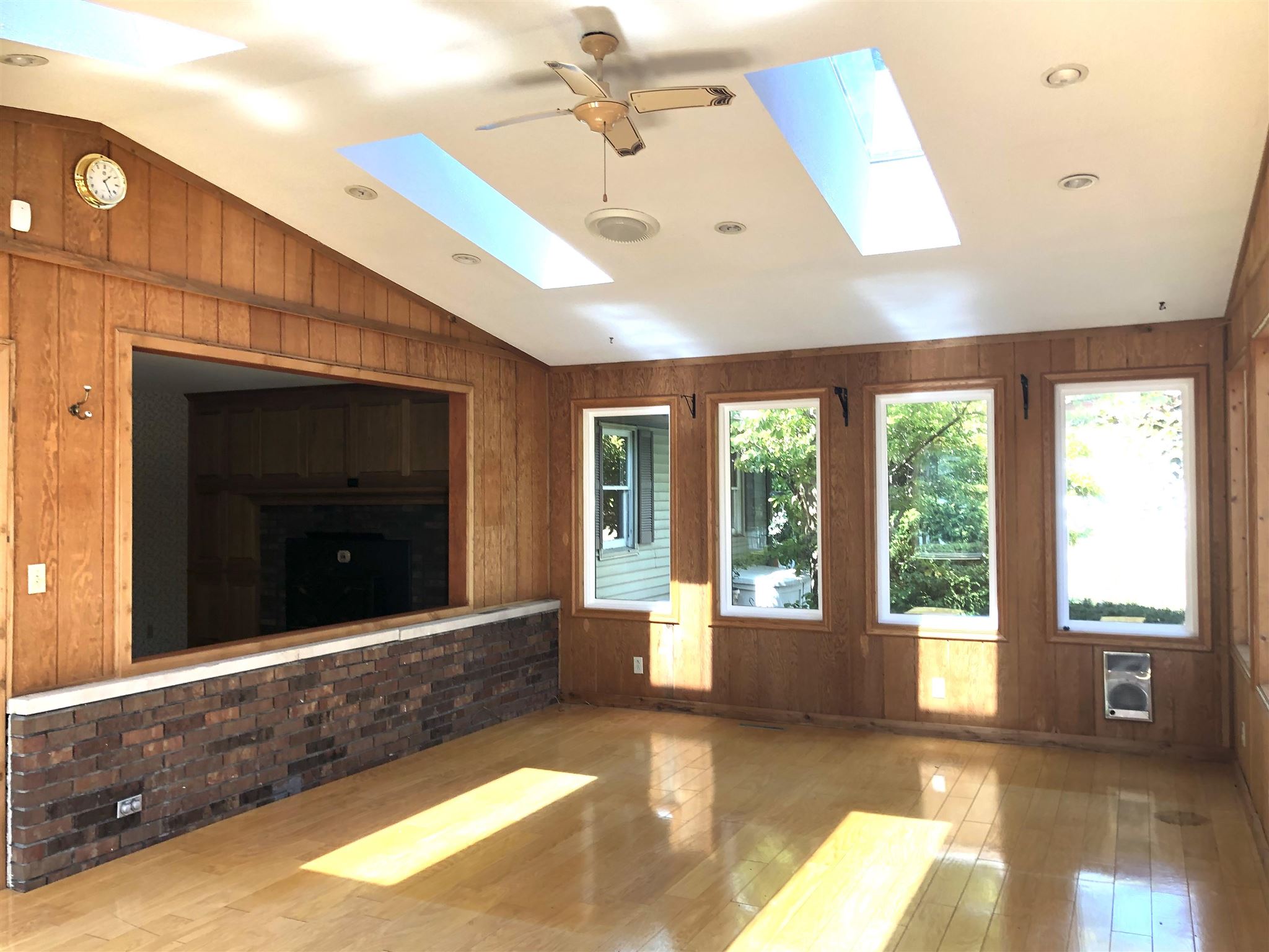 2602 Wolfe Point Drive Rochester, IN 46975 - Photo 12 of 30