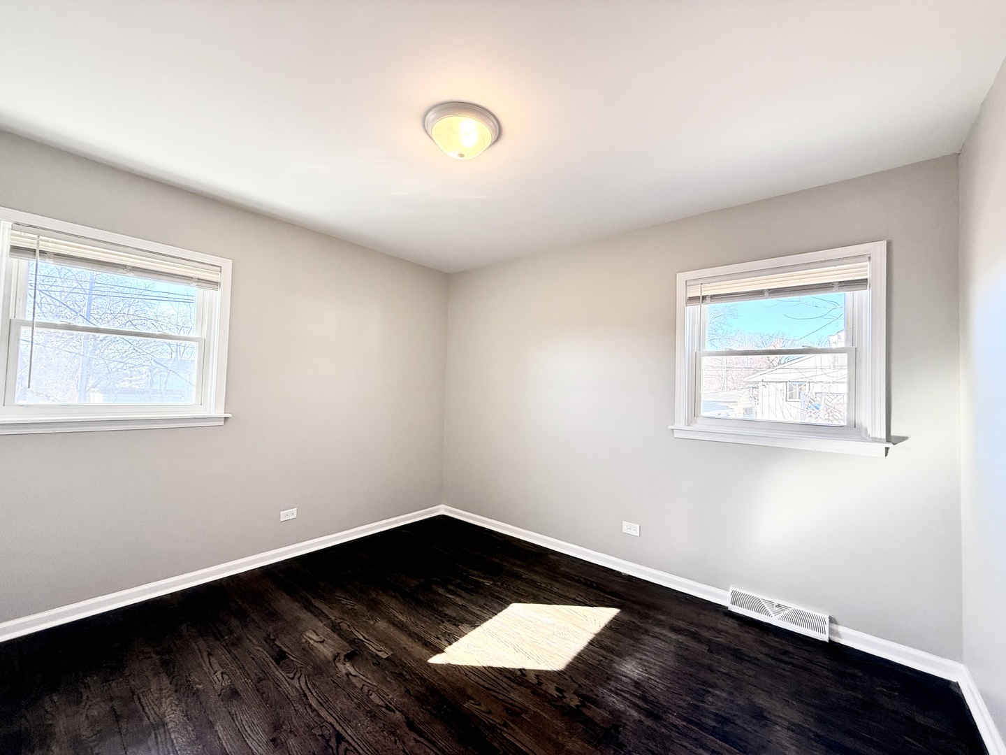 11742 South Racine Avenue Chicago, IL 60643 - Photo 10 of 17