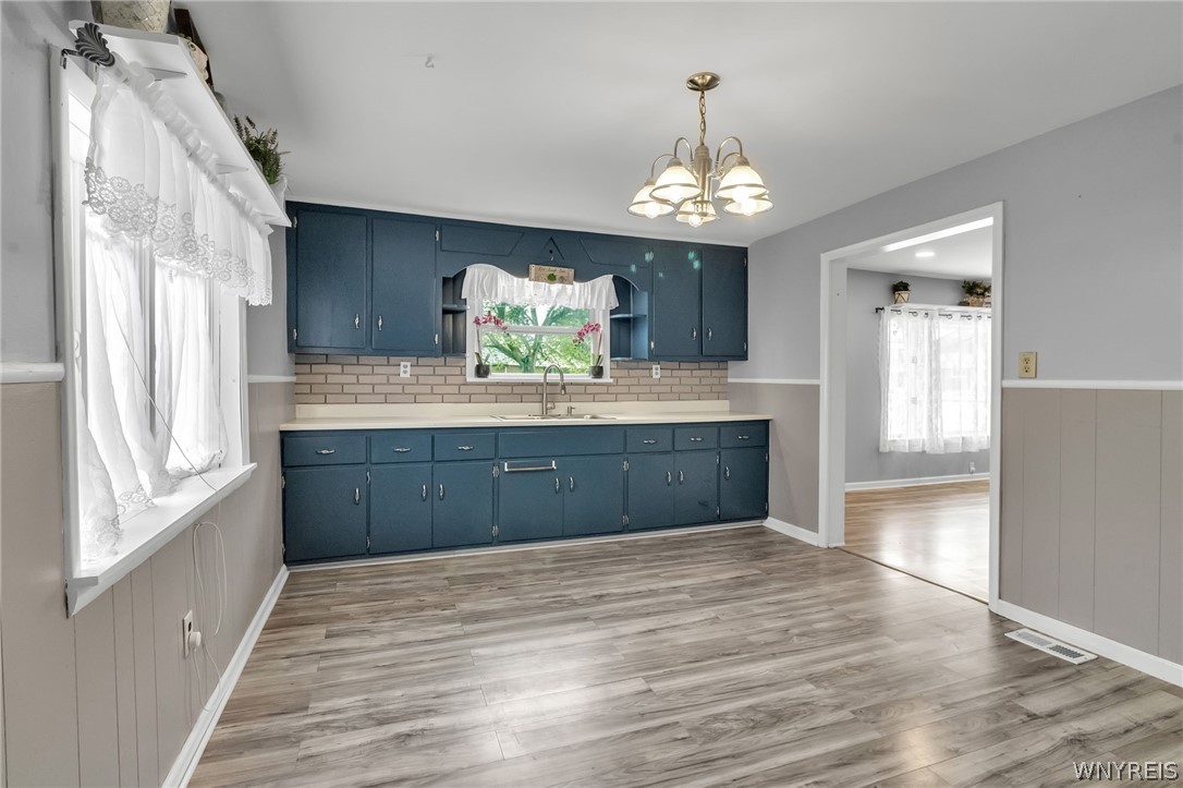 141 Borden Road Cheektowaga, NY 14043 - Photo 3 of 48