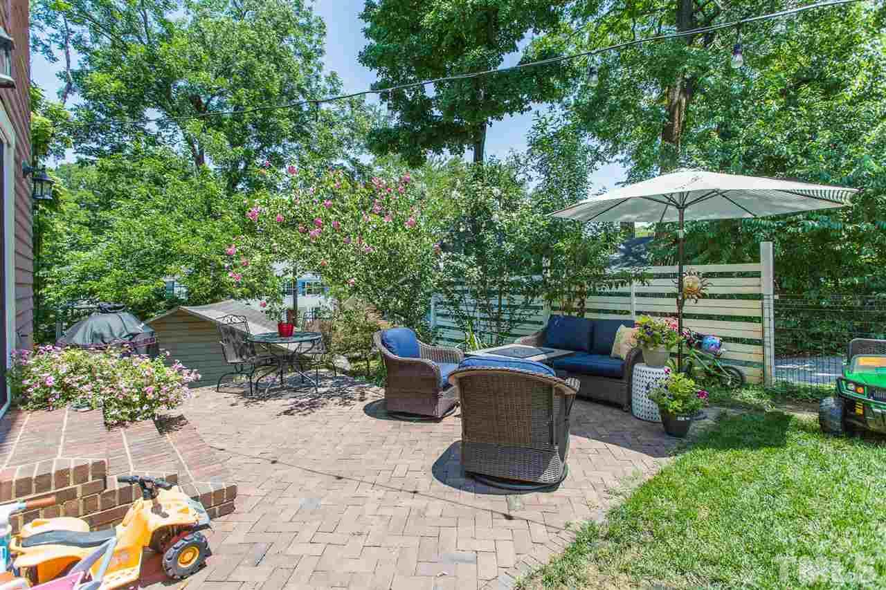 220 North East Street Raleigh, NC 27601 - Photo 8 of 30 a patio view with a seating space