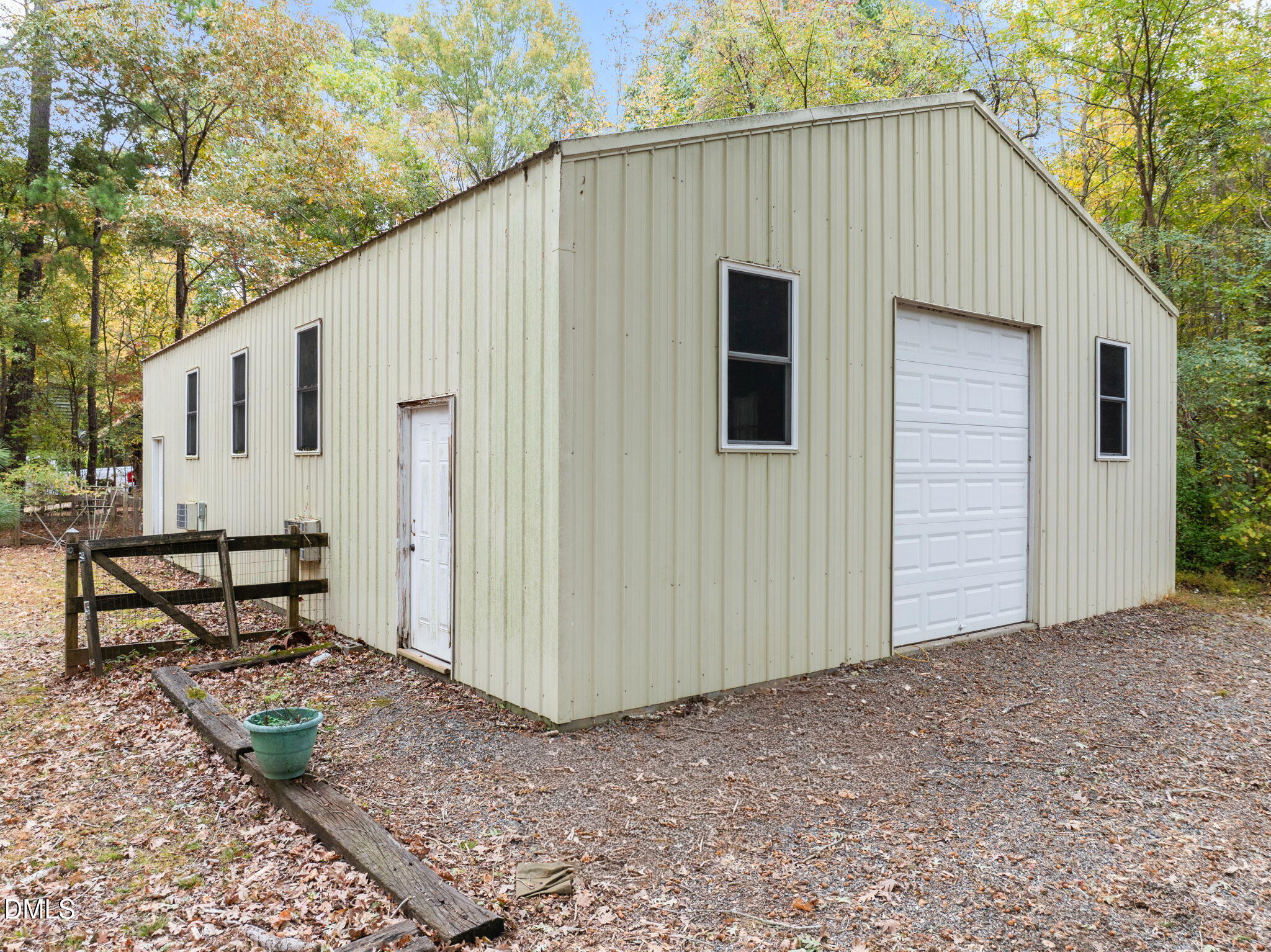 1035 Virginia Avenue Clarksville, VA 23927 - Photo 2 of 21 8-web-or-mls-untitled-5